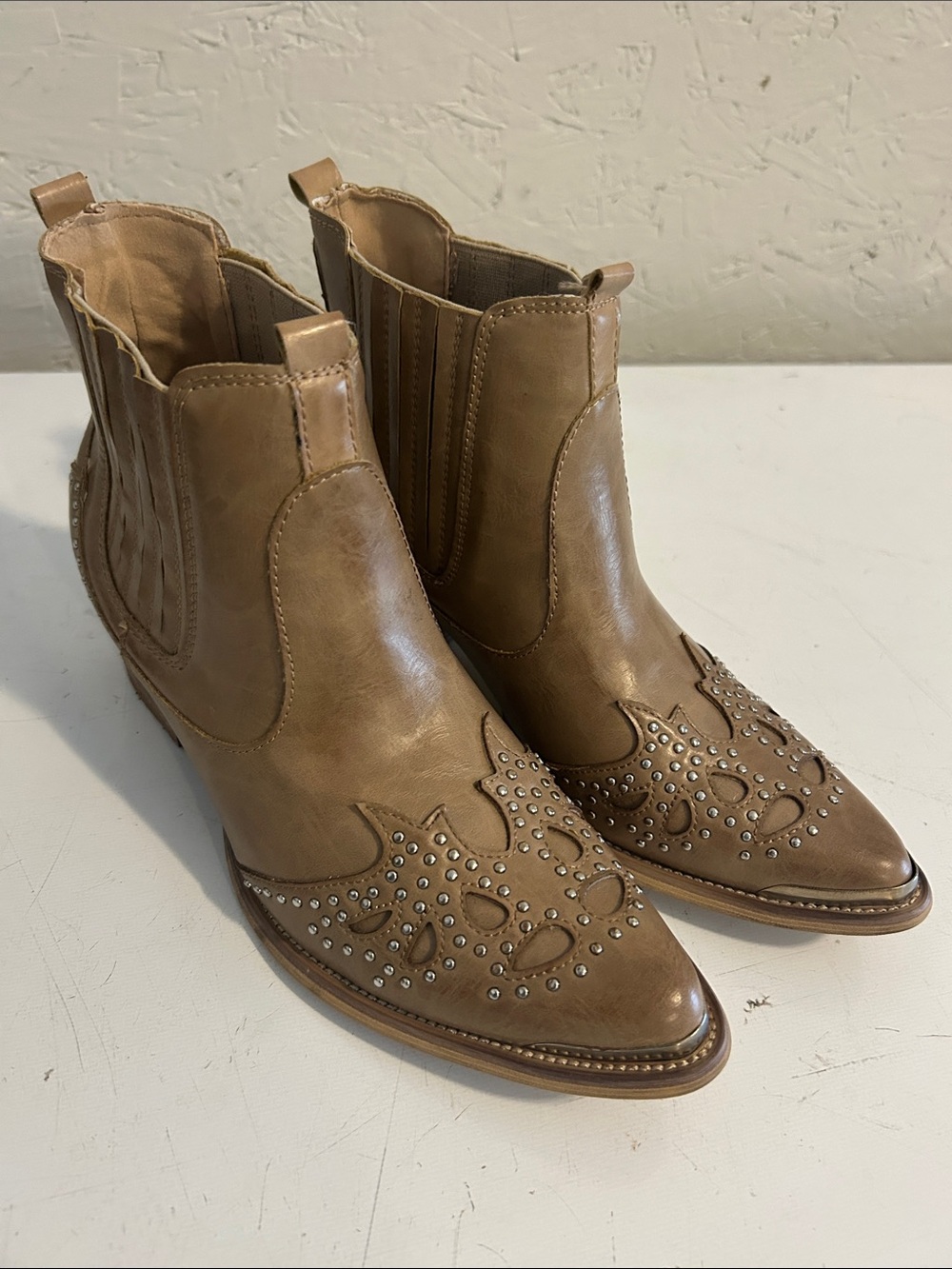 Wanted Studded Western Chelsea Ankle Boots - Brown
